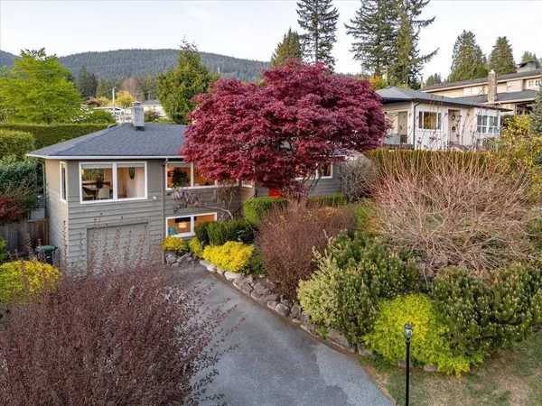 Holyrood Road, North Vancouver — exterior view