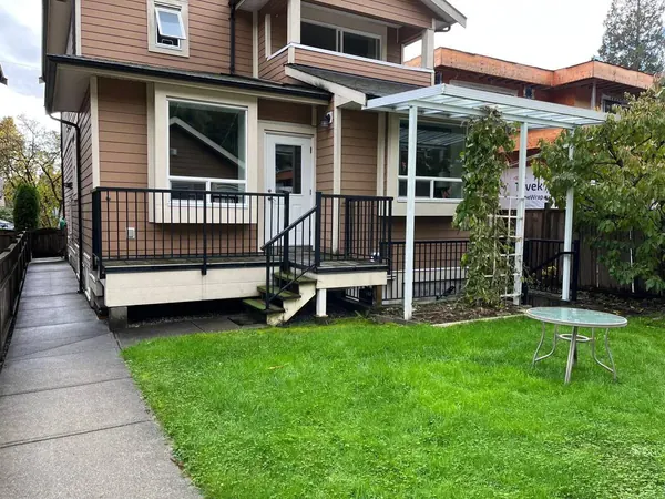 Hope Road, North Vancouver — exterior view