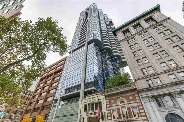 Downtown, Vancouver — exterior view