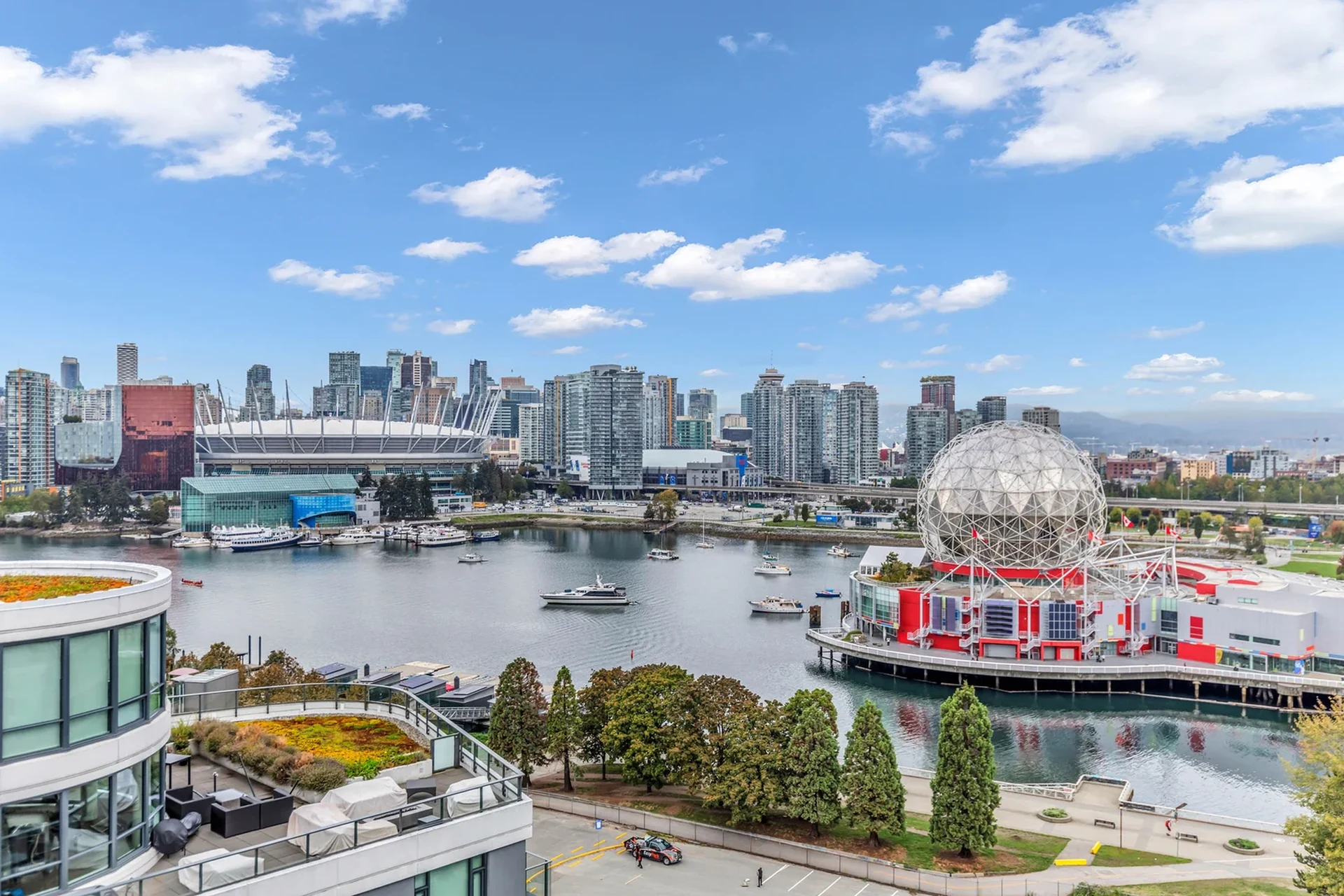 VODA, Vancouver — property photos