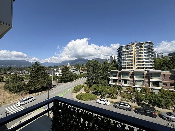 Avesta Building, North Vancouver — property photos
