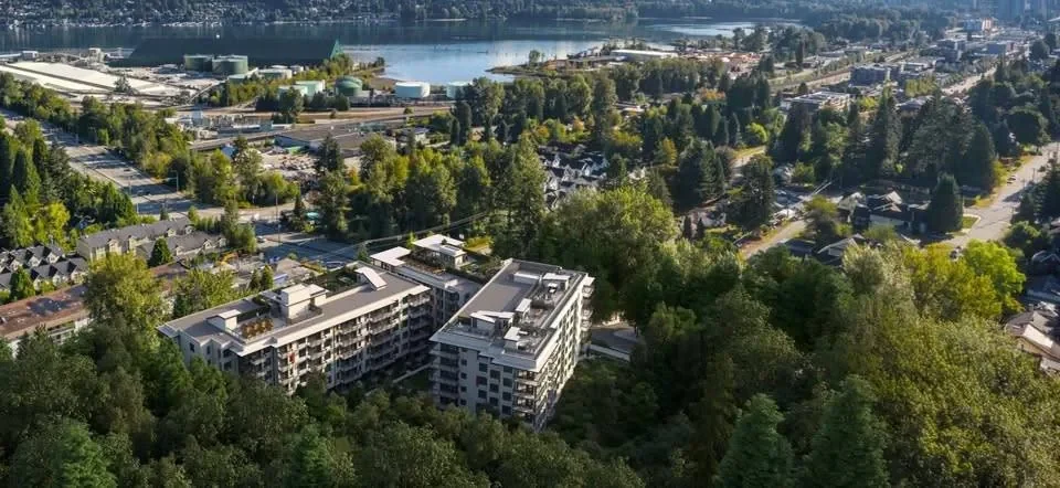 HUE, Port Moody — property photos
