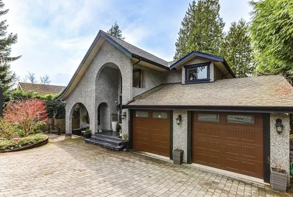 Upper Lonsdale, North Vancouver — exterior view