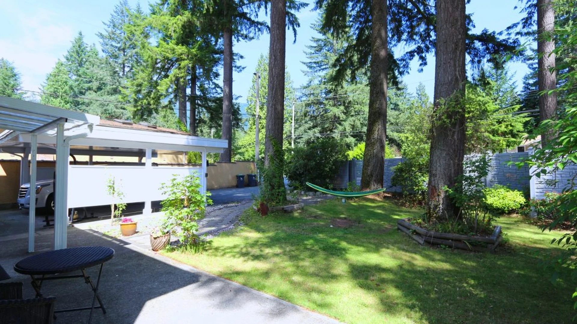 Upper Capilano, North Vancouver — property photos