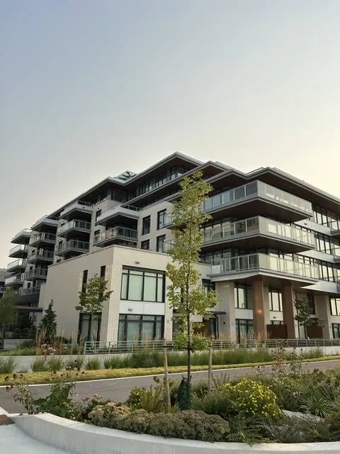 Harbourside, North Vancouver — property photos