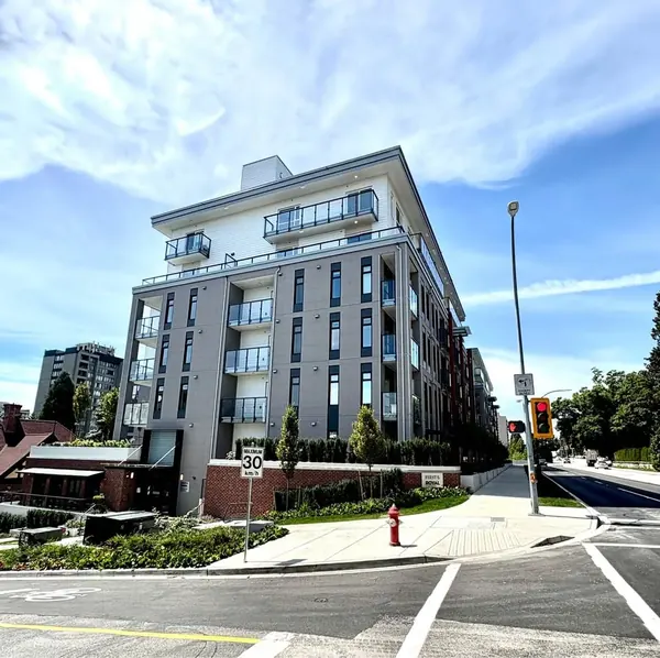 FIRST & ROYAL, New Westminster — exterior view