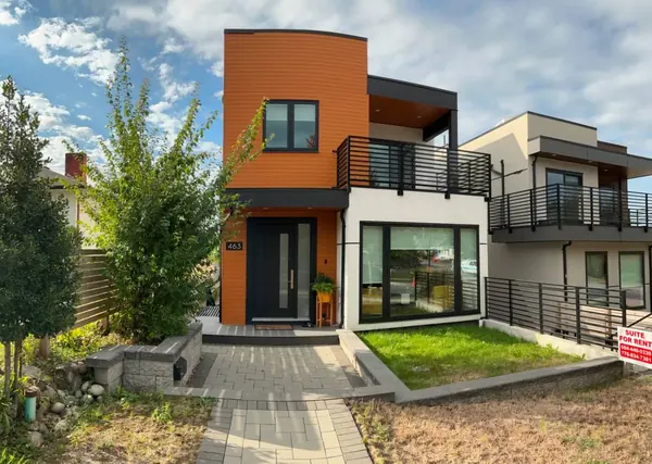 Lonsdale,  North Vancouver — exterior view